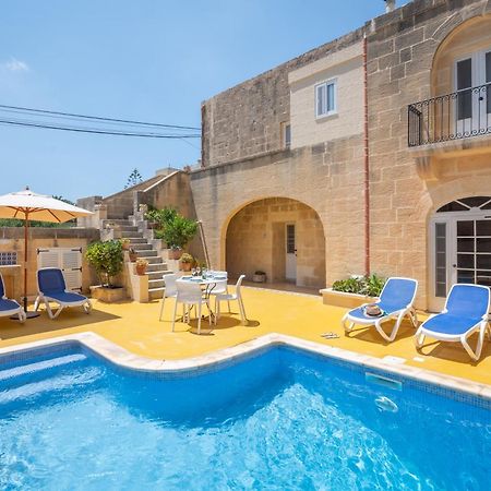 Dar Ta' Betta Farmhouse With Private Pool Għarb Exterior foto